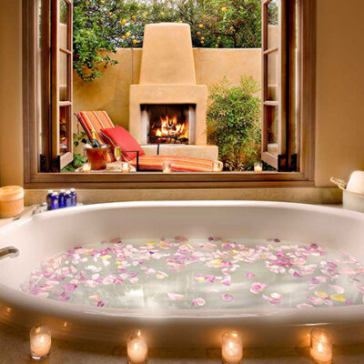 35 Intensely Romantic Bathtub Ideas Designed to Help Impress Your Date