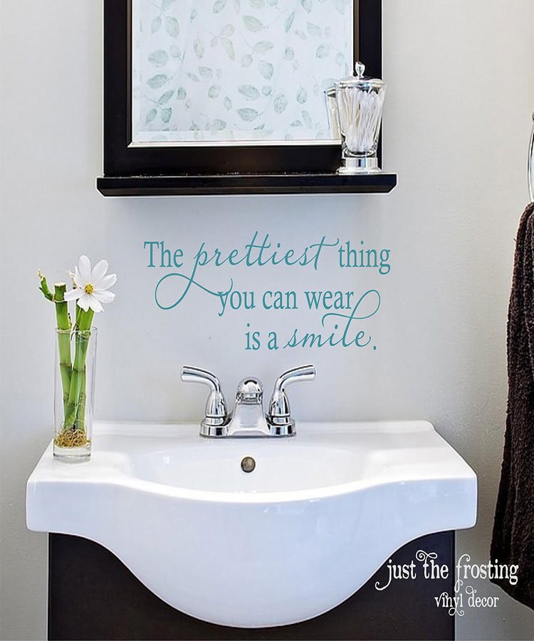 Vinyl Bathroom Décor
