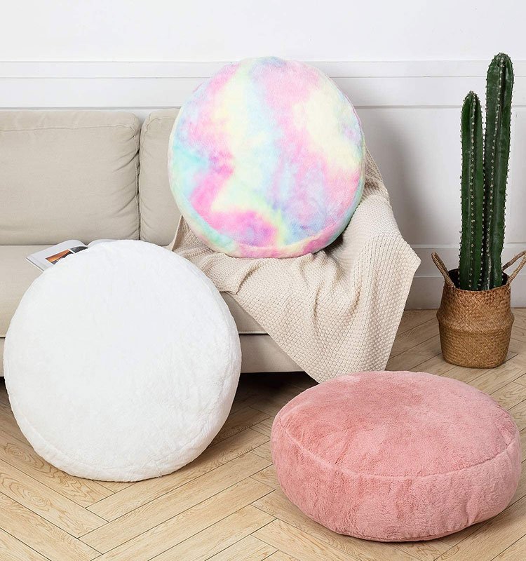 Round Floor Cushion With Faux Fur