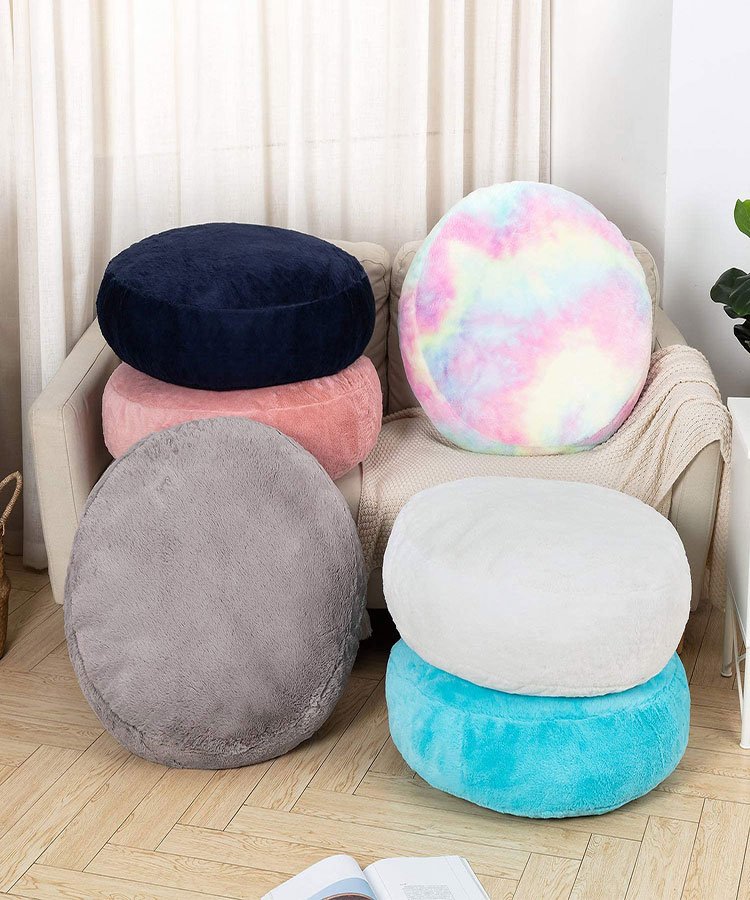 Round Floor Cushion With Faux Fur
